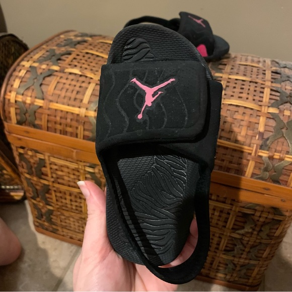 Kids Jordan Hydro 4 GT Sandals - Picture 5 of 7